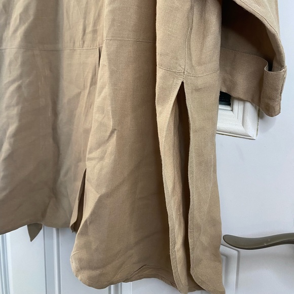 Maggie Barnes Top 20W - Picture 7 of 8